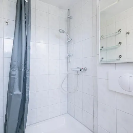 Ferienwohnpark Nurdachhaus Typ 7 Nd 10 Holiday home Immenstaad am Bodensee