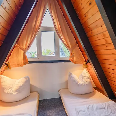 Hébergement de vacances Ferienwohnpark Nurdachhaus Typ 7 Nd 10 Immenstaad am Bodensee